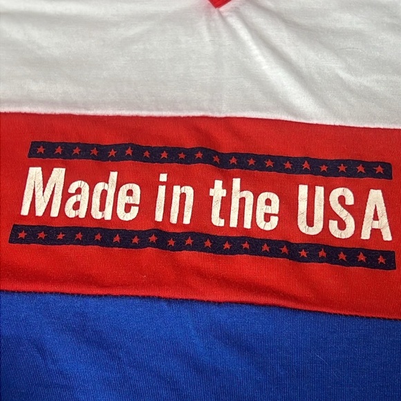 VINTAGE 80s Made in the USA Oversized Boxy Cropped Color Block V Neck T shirt - Picture 5 of 8